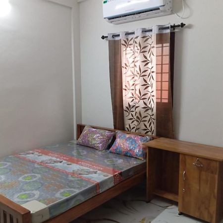 The Bunkhouse Lodge & Hostel Kochi Esterno foto