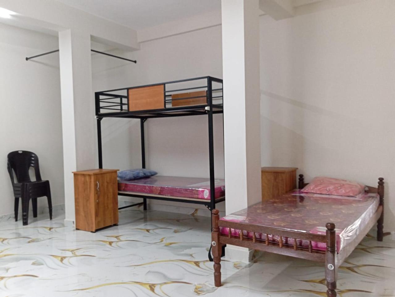 The Bunkhouse Lodge & Hostel Kochi Esterno foto